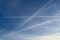 Ligne croisé dans le ciel - GR