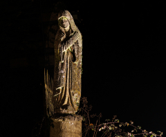 R62_9132-Eclairee-Statue-Gaetan