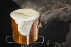 montee-de-lait-Pierre