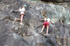 Les-grimpeuses-JPS-V2