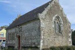 Vers-lau-dela.-Ossuaire-de-Cleden-Poher-JPStephant
