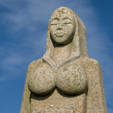 Les-seins-de-la-sainte-sans-silicones JPS NOV2025